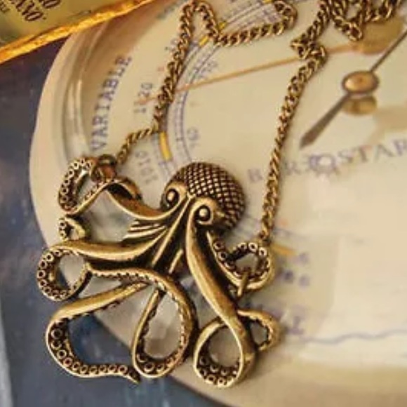 My Pet Octopus Necklace - Picture 4 of 4