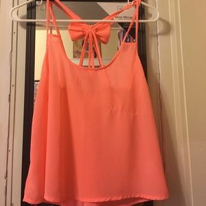 Bow Back Tanktop