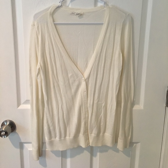 White Cardigan - Picture 1 of 2