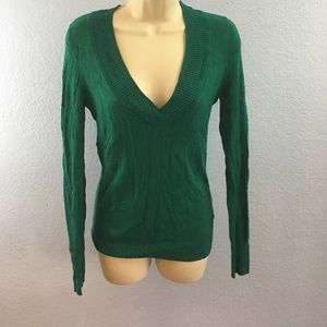 Green express sweater