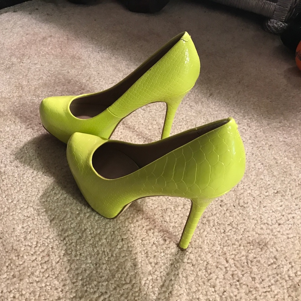 Steve Madden heels