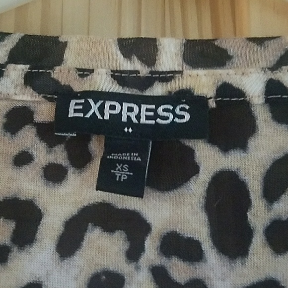 Express top - Picture 2 of 4