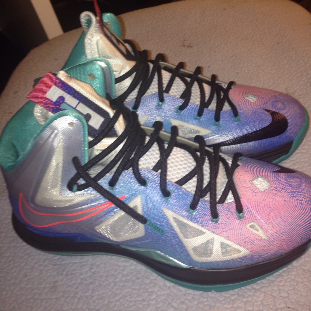 Lebron 10