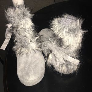 MUK LUKS slippers. NWOT