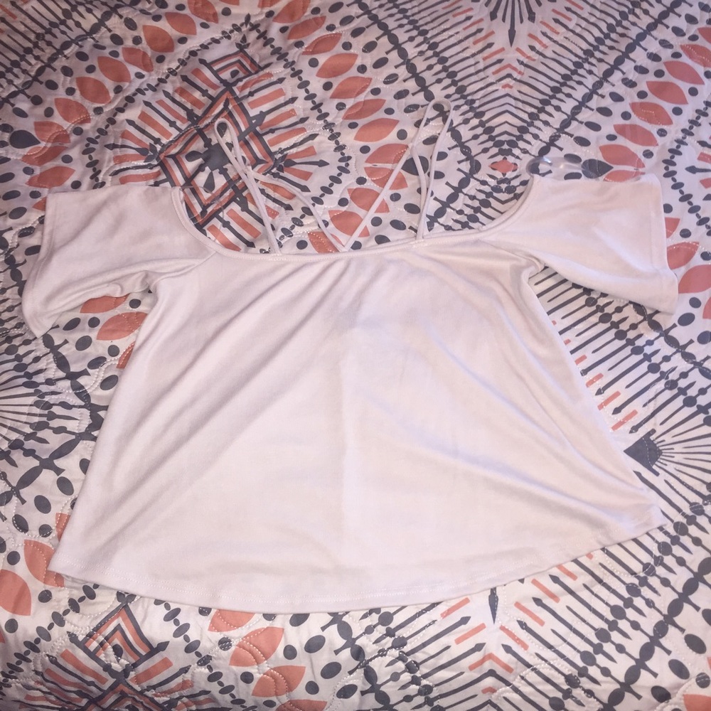 Cold shoulder top