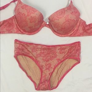 Victoria's Secret bra panty set