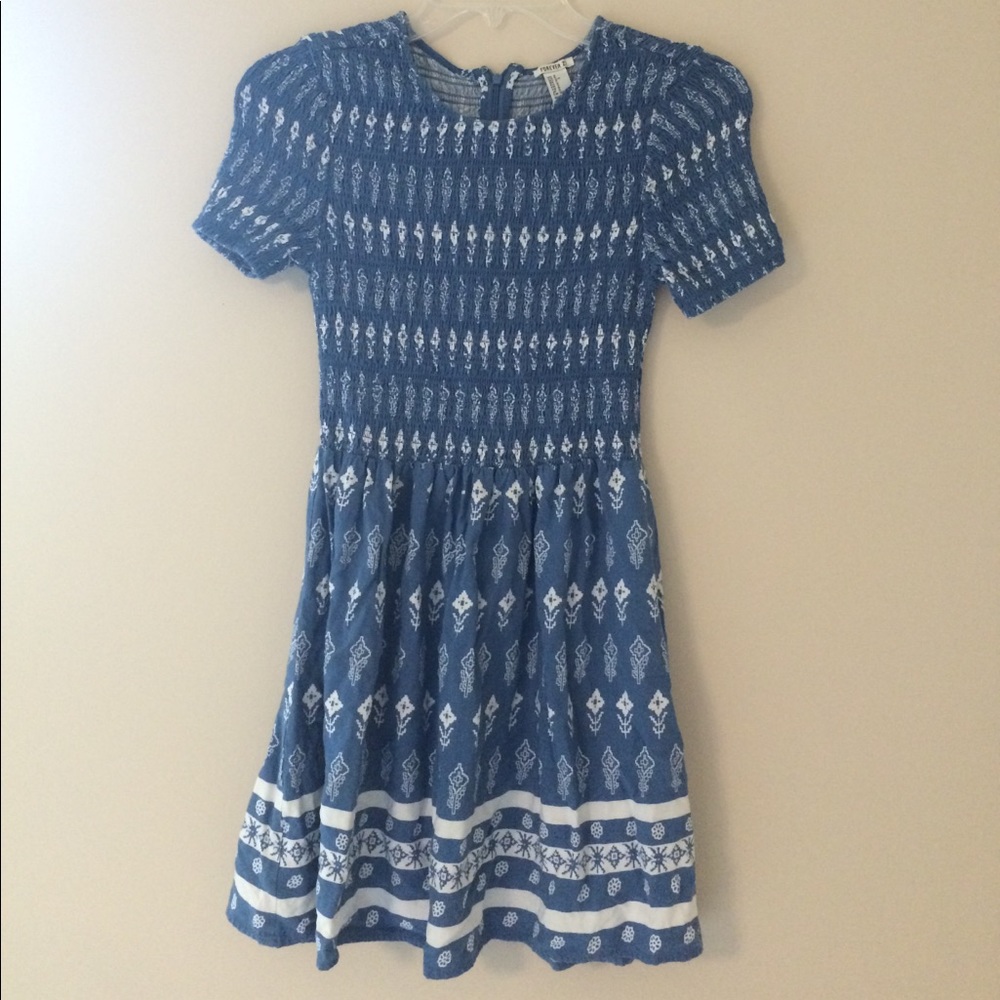 Forever 21 blue and white tribal ruched dress