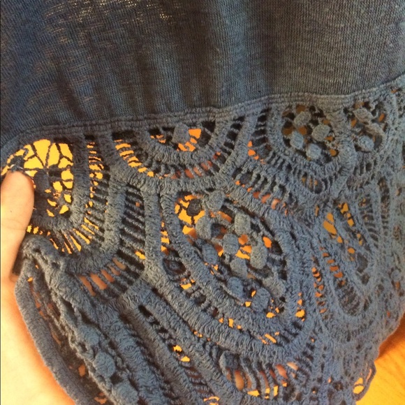 Navy blue crochet top - Picture 3 of 3