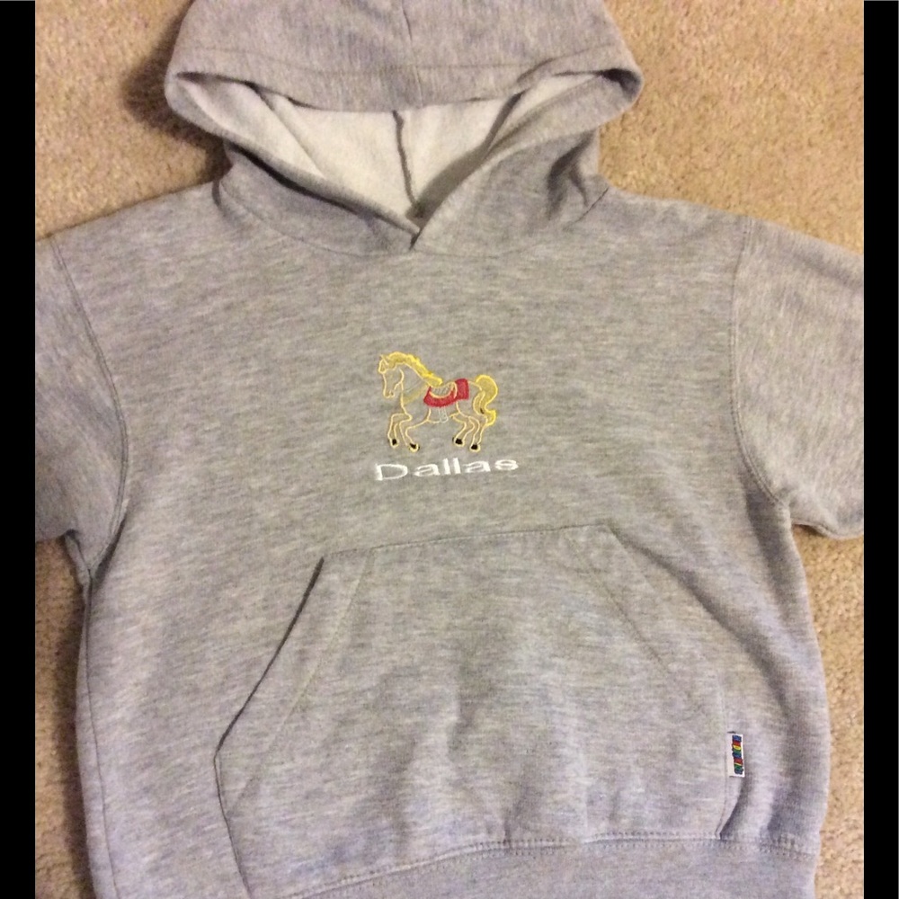 Kids sweatshirt.