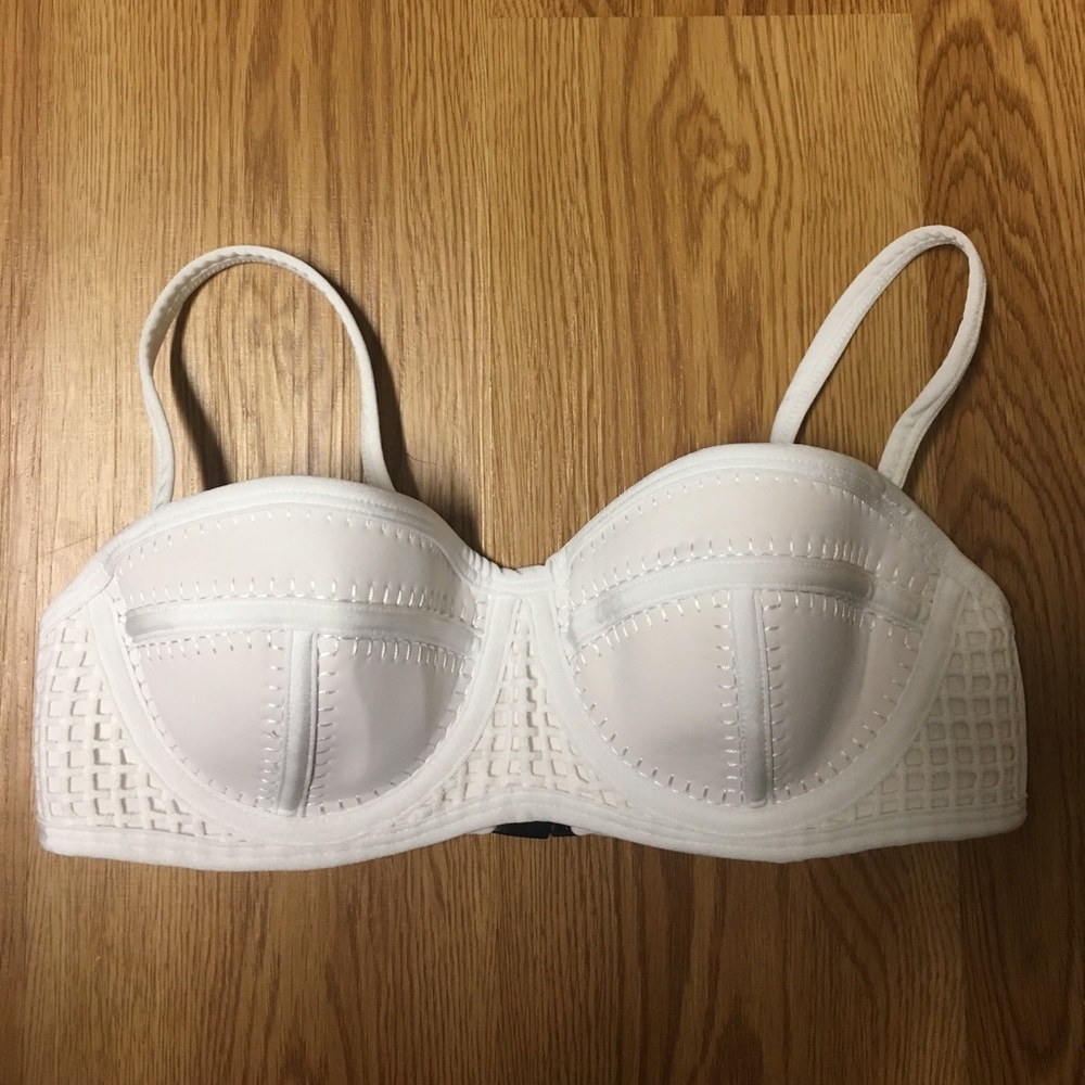 White Triangl style bikini top