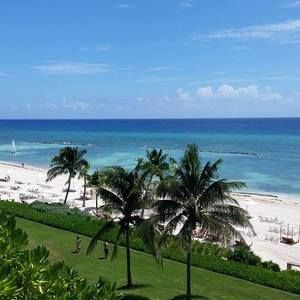 Meet your Posher, Jeannie