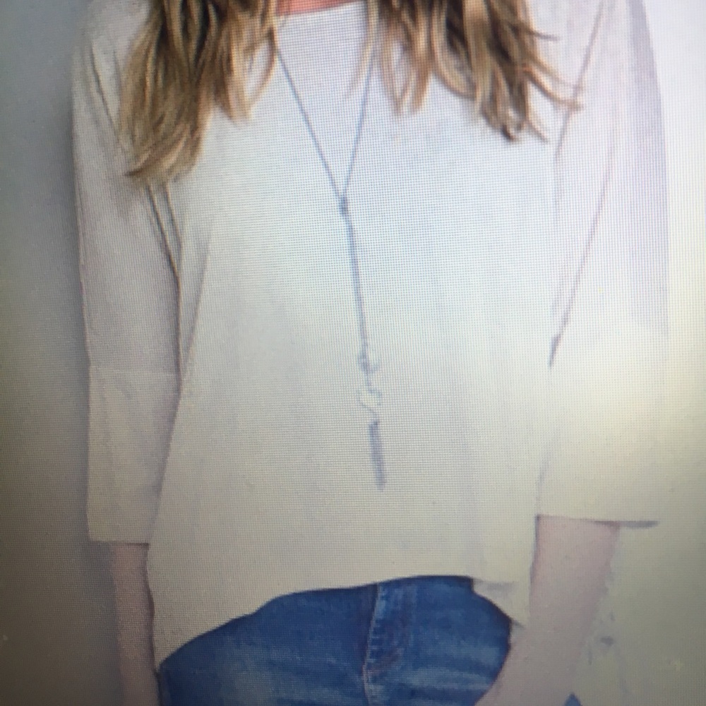 🤗Only One Left🤗Cream Side Lacing Top NWT - Picture 3 of 5