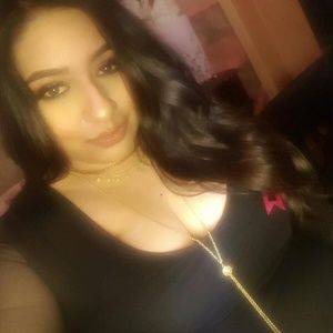 Meet your Posher, Azucena