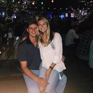 Meet your Posher, Phillip