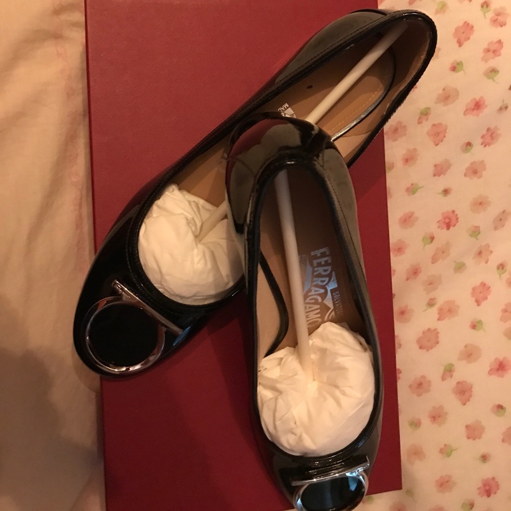 Ferragamo block heel Pumps