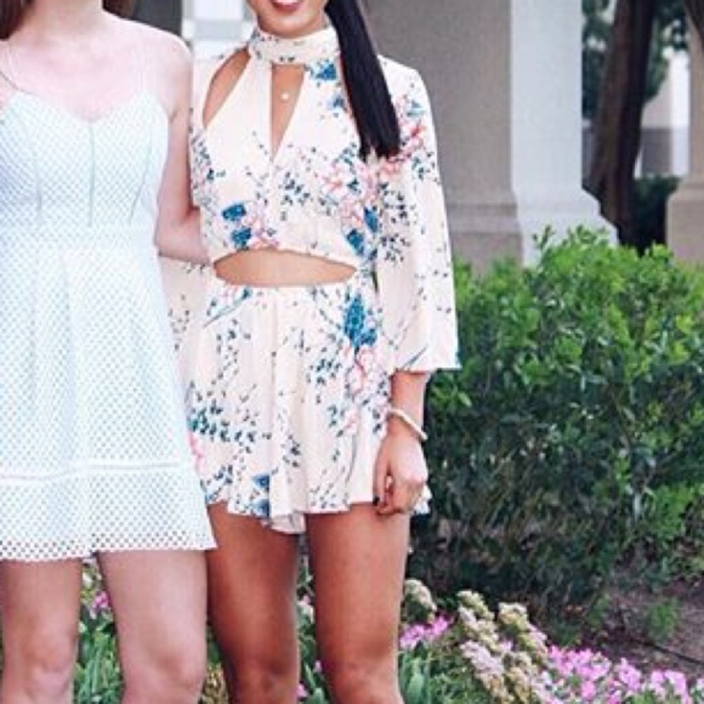 Mura floral cutout romper