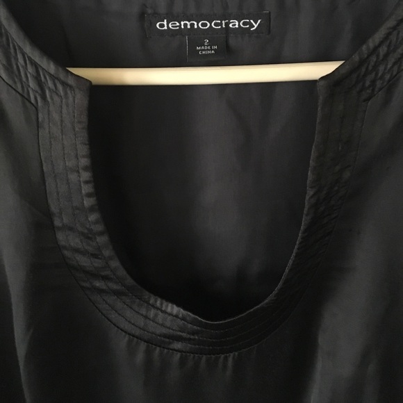 Dem0cRAcy saTin g0rGe0us dReSs - Picture 5 of 10