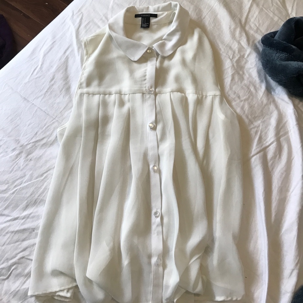 🍬Forever 21 Button Blouse🍬