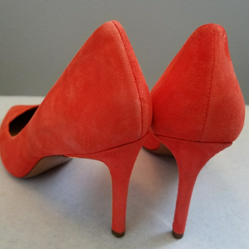 Tory Burch Elana Pumps - Picture 4 of 4