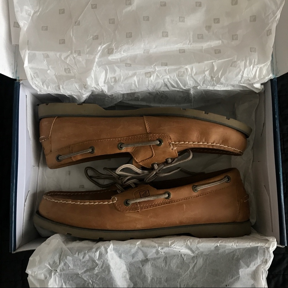 Sperry Boat Shoes (New With Box)