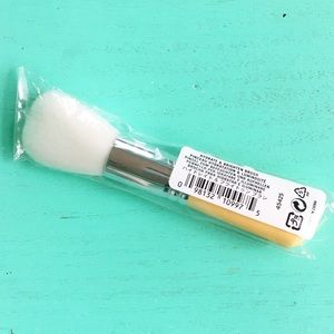 BareMinerals Hydrate and Brighten Brush