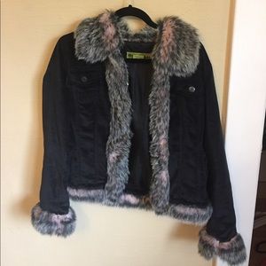Jacket with fur lining