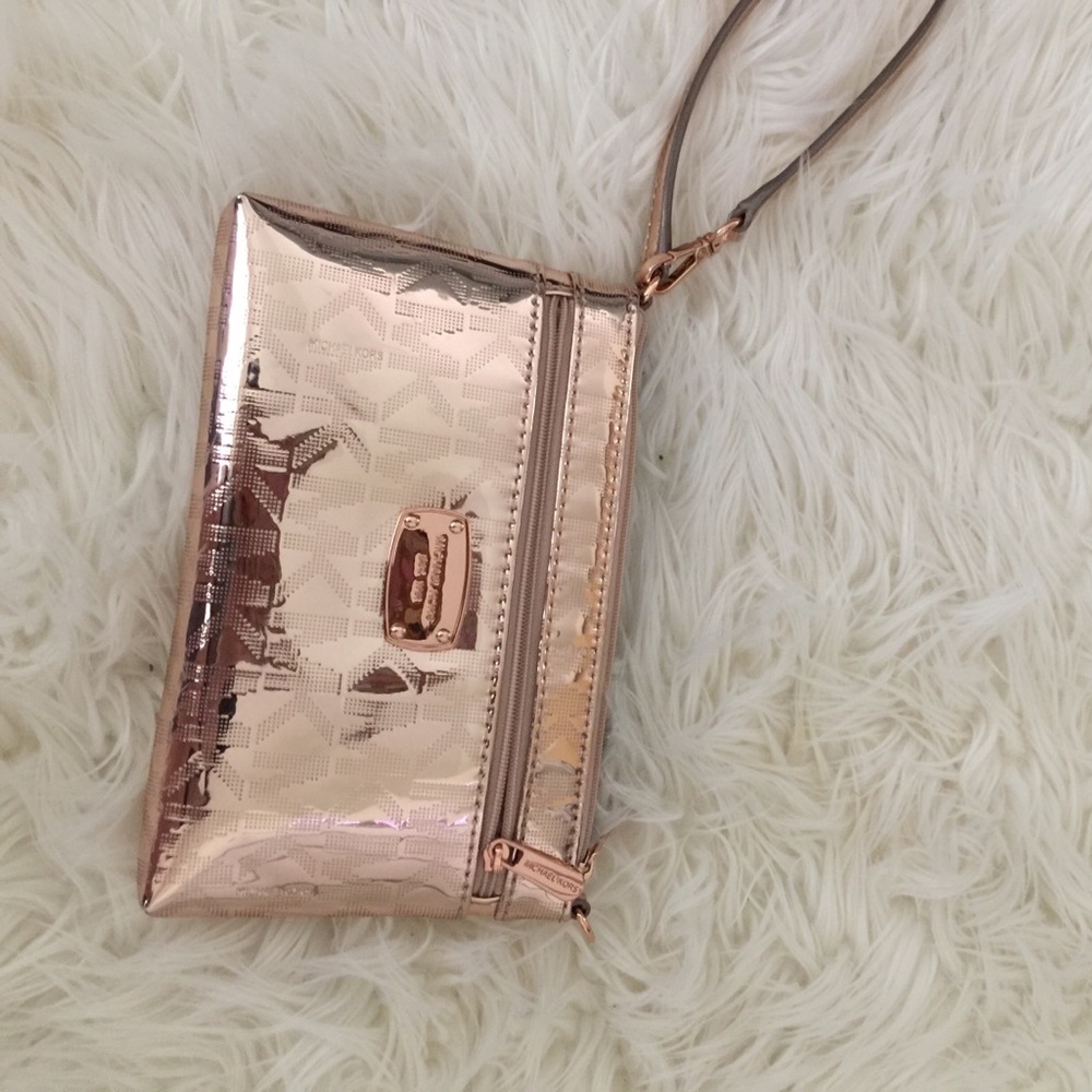New never used Michael Kors wrist wallet