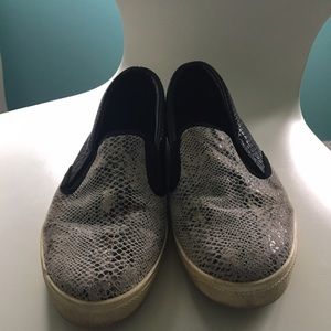 Faux snakes skin top shop slip on's