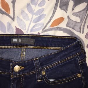 Levi's Cropped Denim