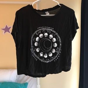 Crop astrology shirt