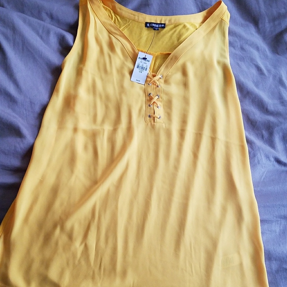 Express Sleeveless blouse