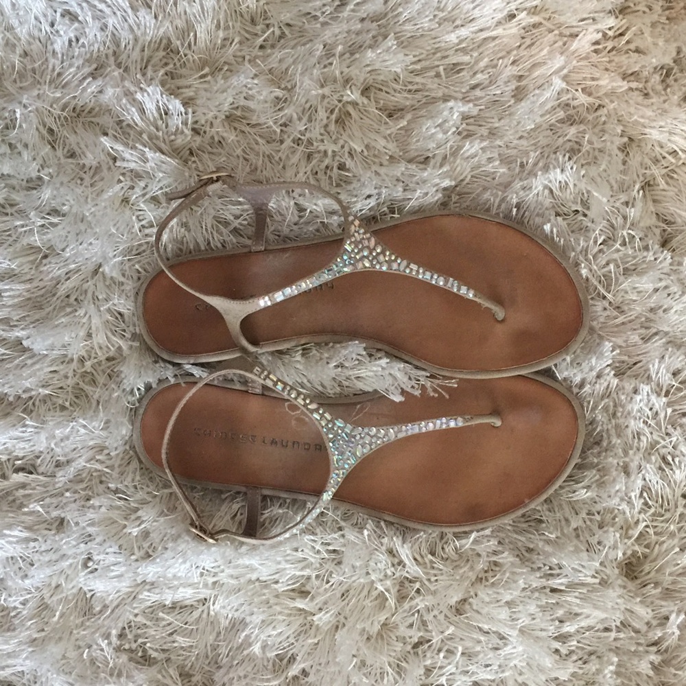 CHINESE LAUNDRY SANDALS