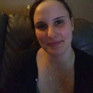 Meet your Posher, Gina