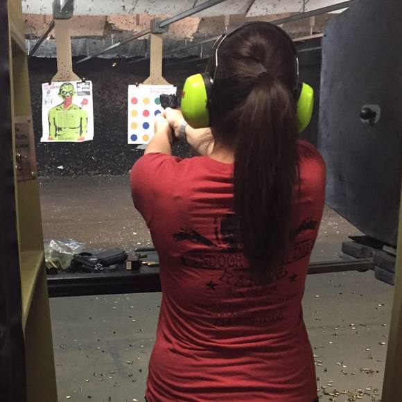 Meet your Posher, Sofia - Picture 1 of 1