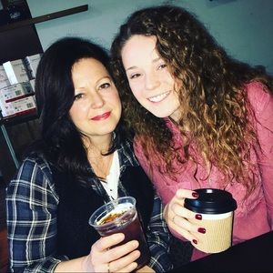 Meet your Posher, Pamela