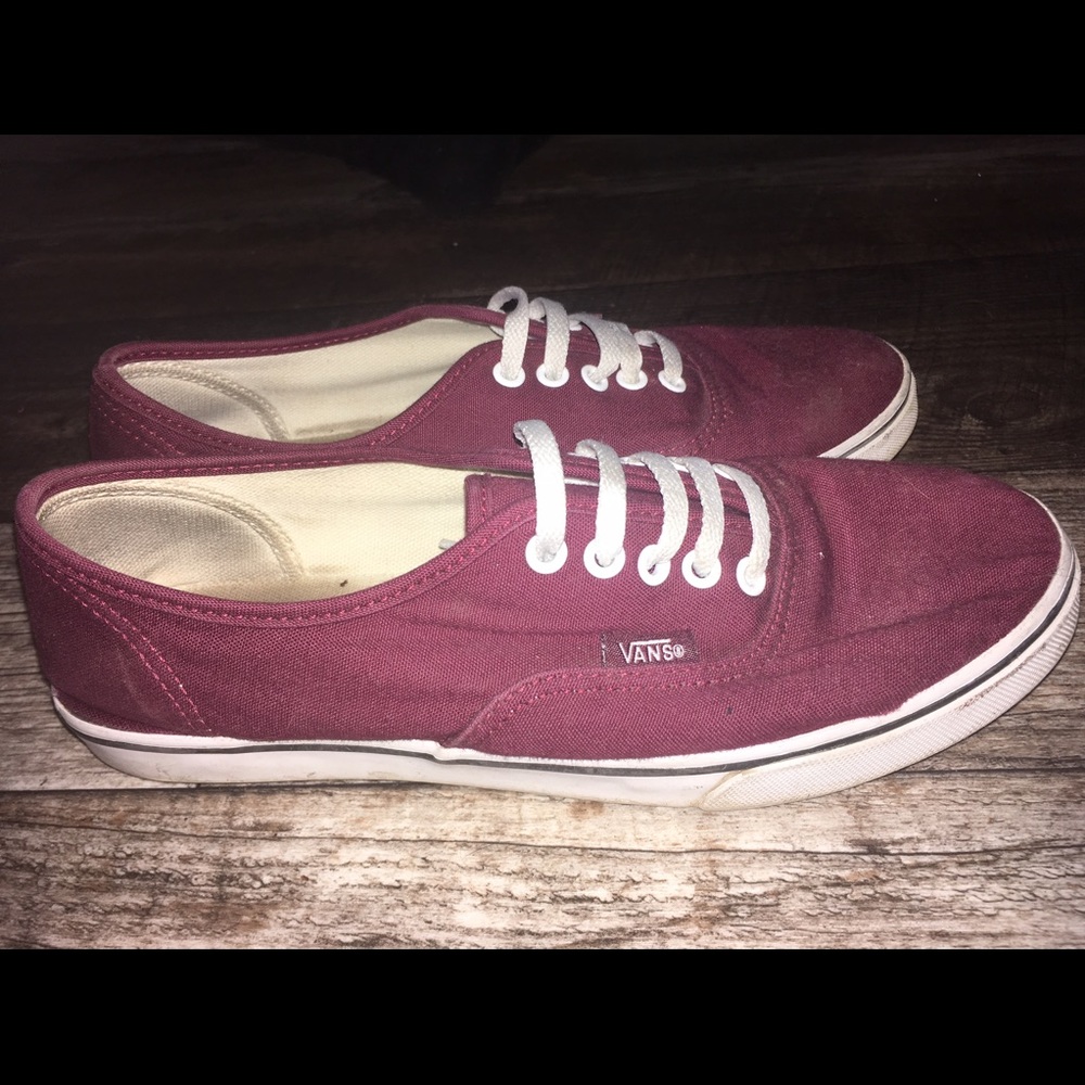 Vans - Picture 2 of 3