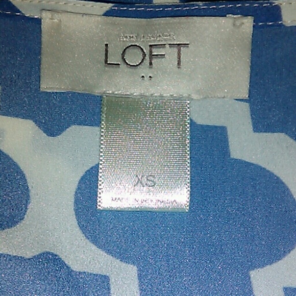 Loft Blouse❤️❤️ - Picture 5 of 6