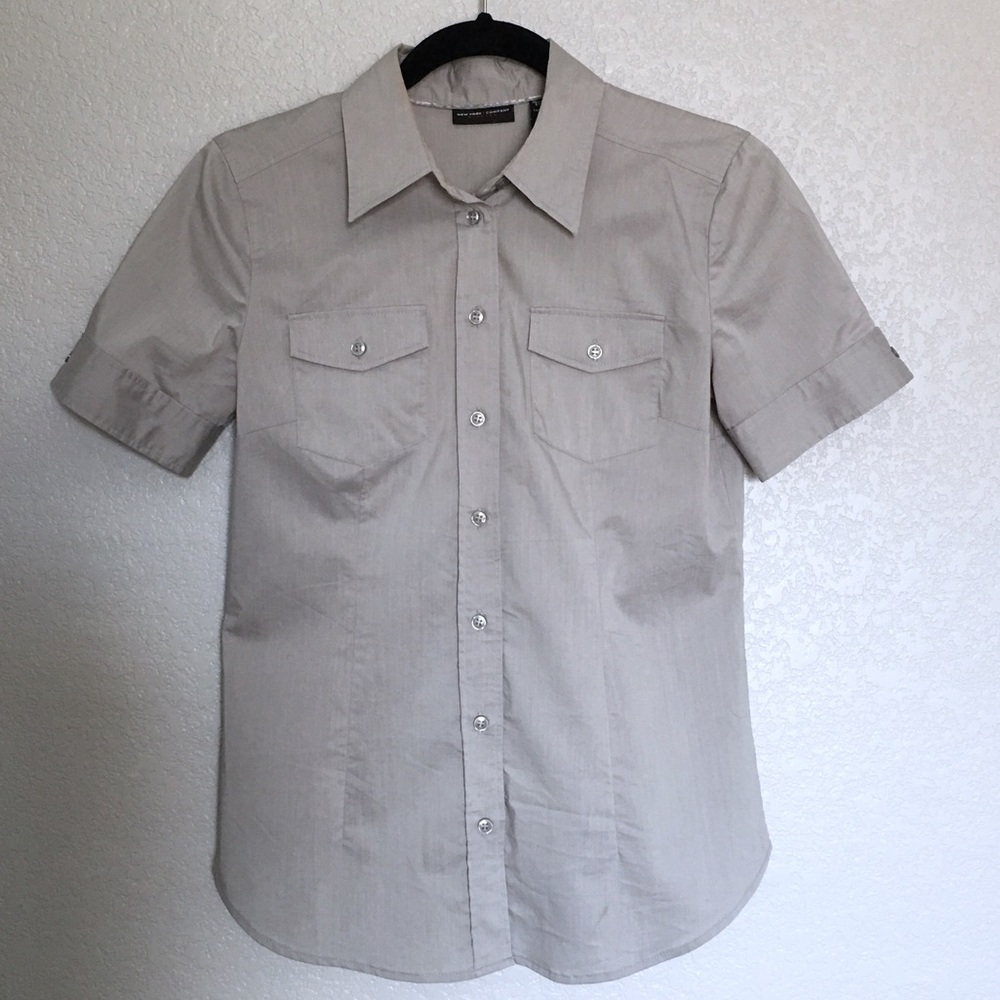 GRAY BUTTON-DOWN SHIRT