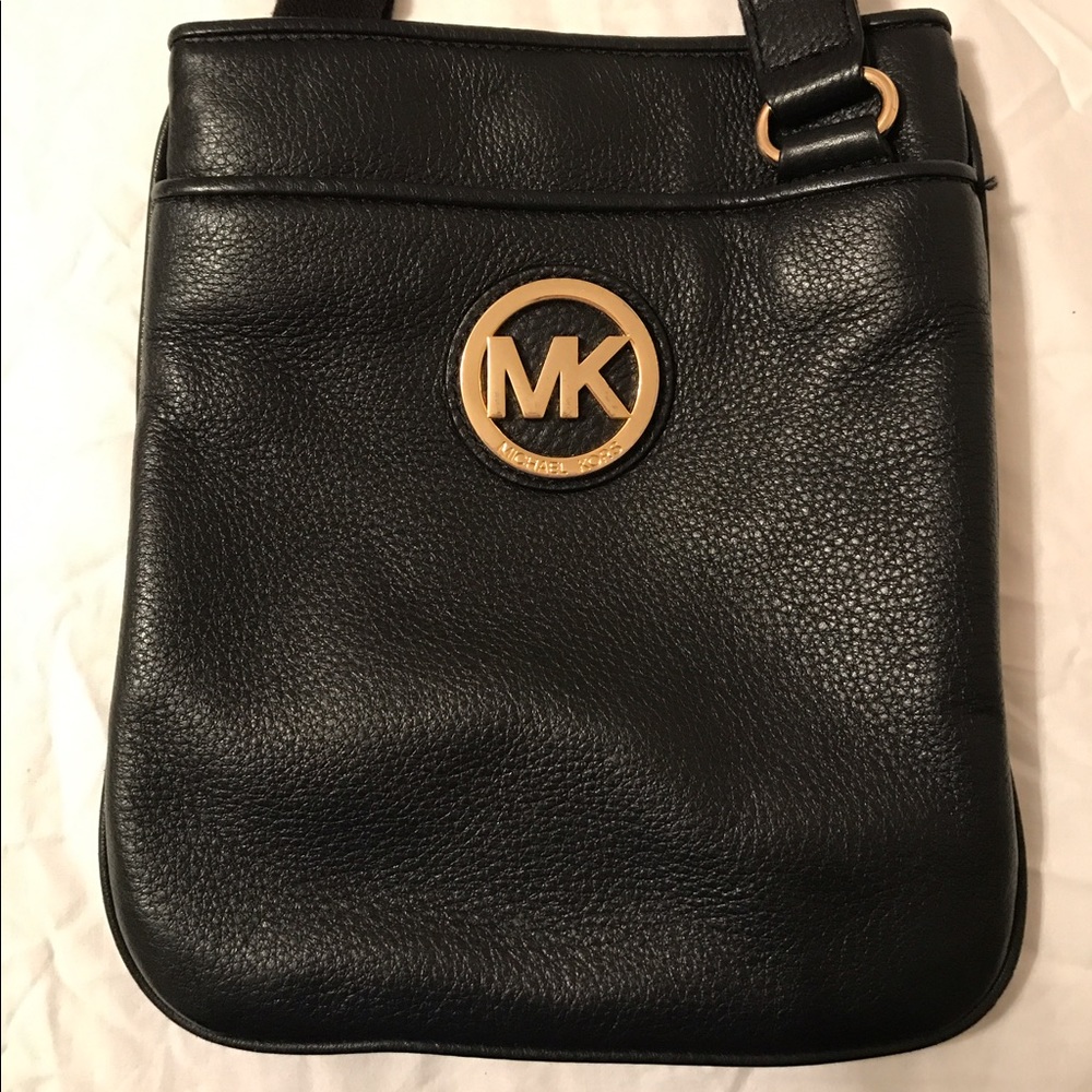 Black Leather Michael Kors Crossbody