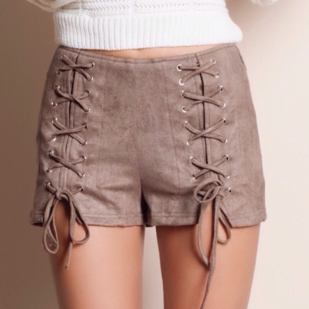 🆕Taupe Front Lace Up/Split Faux Suede Shorts - Picture 1 of 3
