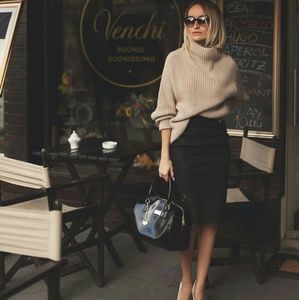 Banana Republic Black Pencil Skirt.