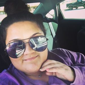 Meet your Posher, Gabrielle