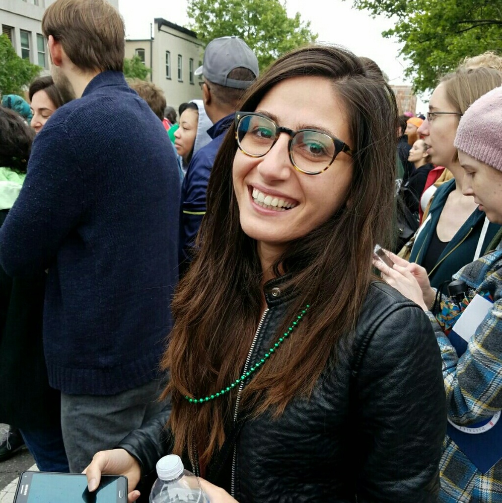 Meet your Posher, Leila