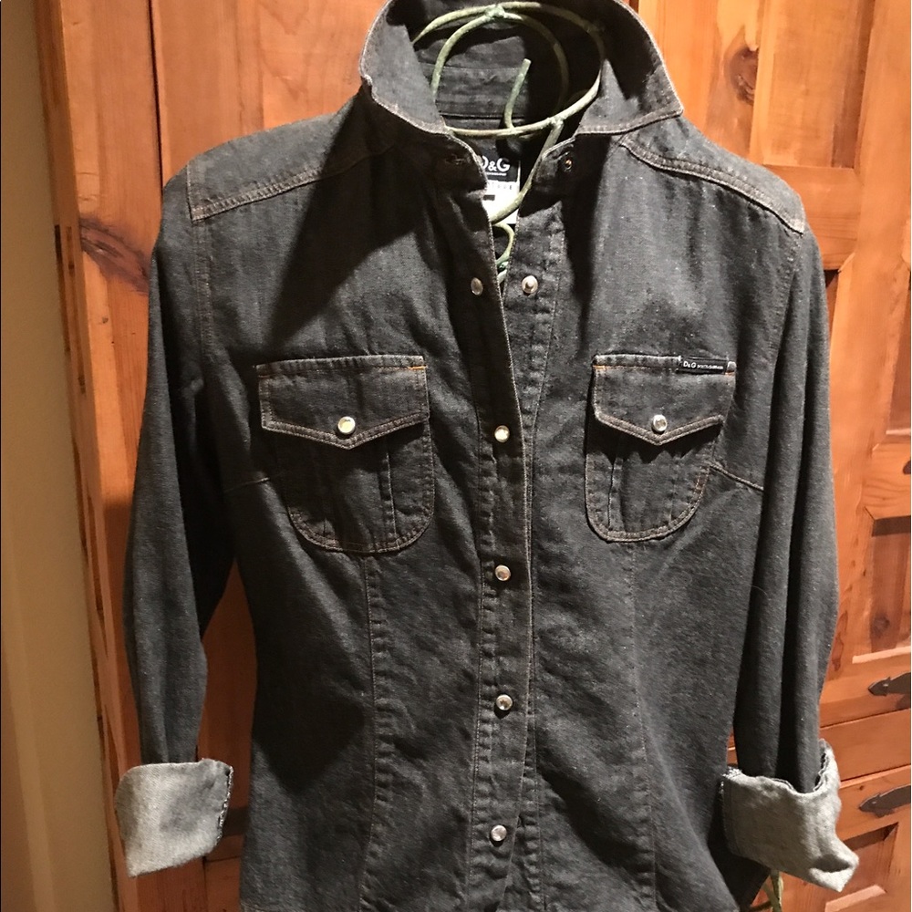 D&G denim snap button shirt w/sparkly buttons!💎