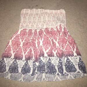 Cute strapless blouse