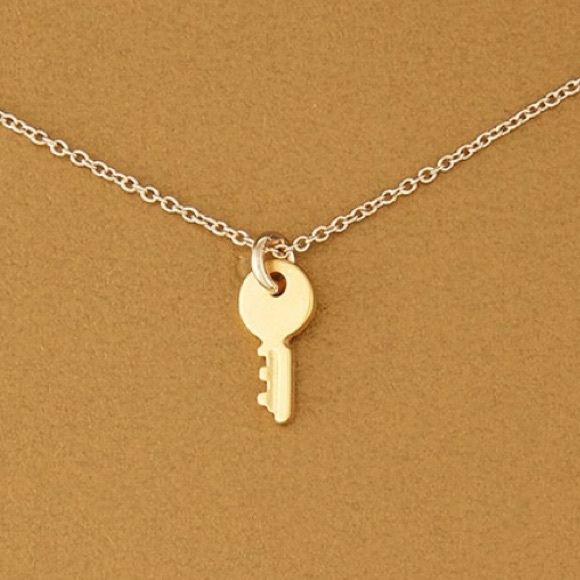 Confidence is Key Gold dainty pendant necklace - Picture 2 of 5