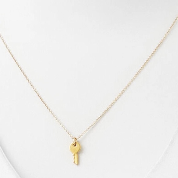 Confidence is Key Gold dainty pendant necklace - Picture 3 of 5
