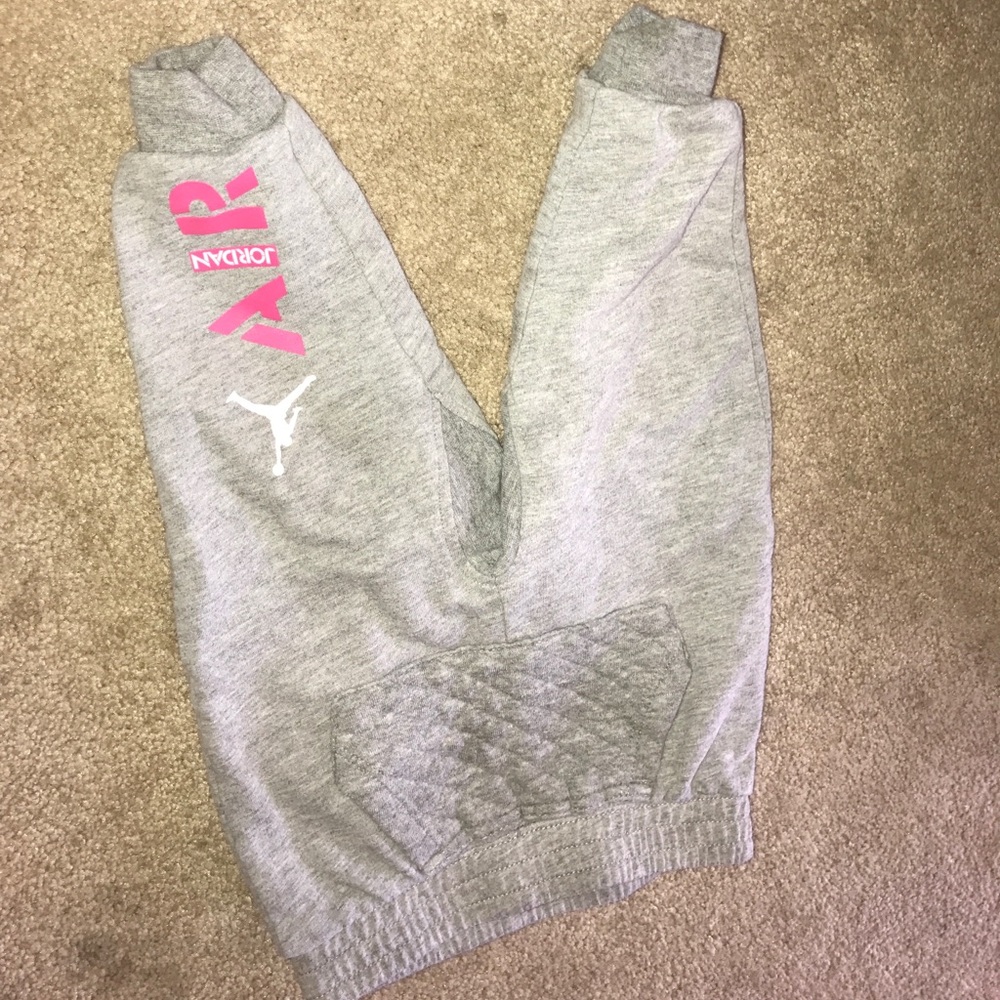 Jordan pants size 9-12 months