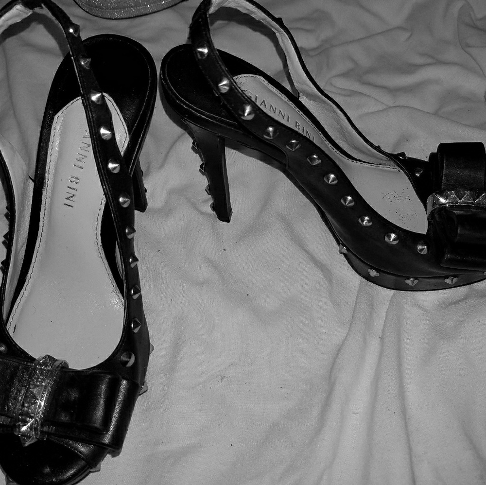EUC Ladies spiked heels with stud design