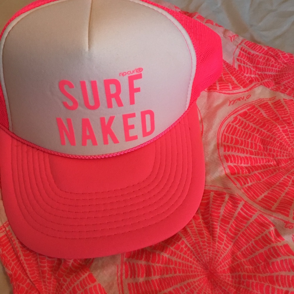 Rip curl snap back trucker hat w/ matching bag💕